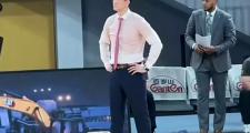 开云体育入口-猛龙主教练尤杜卡受到球队阵容变化影响