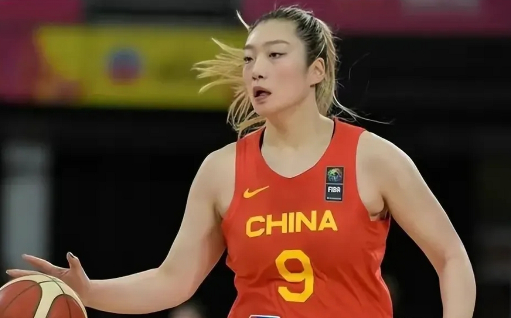 包含意大利女篮纵横赛场，实力超群成为焦点的词条