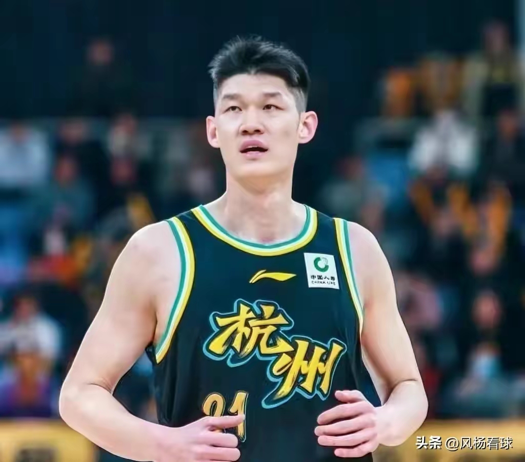 包含汉诺威队长在场上发挥出色，率队取得胜利的词条