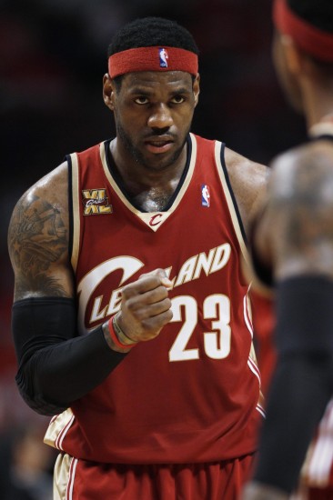 包含西班牙男篮强势公牛，詹姆斯一己之力扛起全队的词条