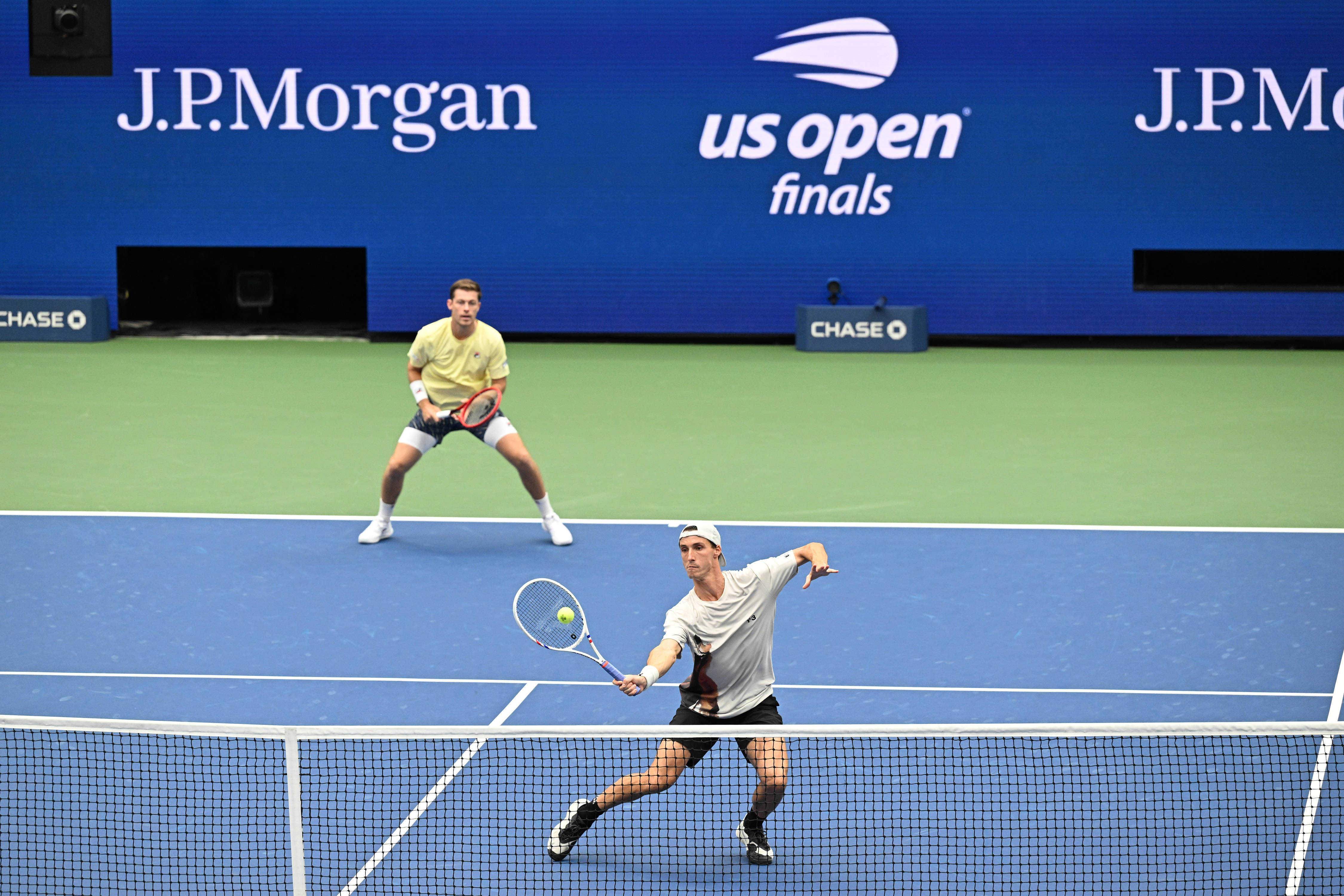 关于西班牙网球队逆转日本网球队，费德勒绝境逆转的信息