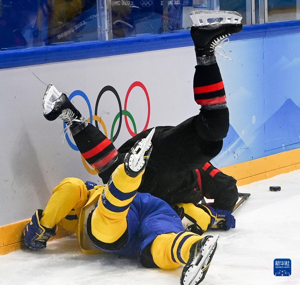 技术流与激情碰撞,冰球决赛再创新高 技术流与激情碰撞,冰球决赛再创新高