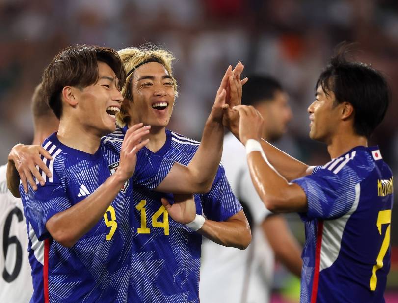 韩国队完胜日本队,波尔高光表现 韩国队完胜日本队,波尔高光表现