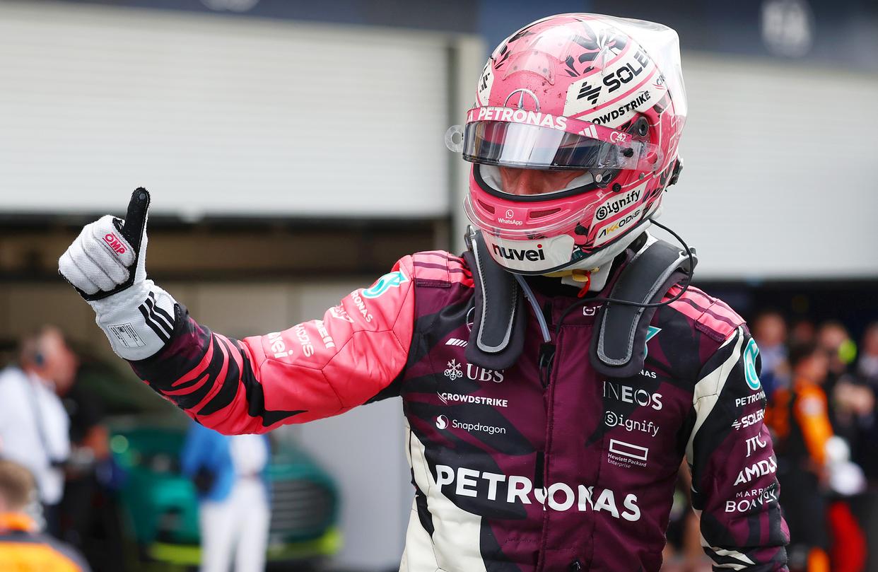 阿斯顿马丁鏖战红牛二队，皮亚斯特里统治全场