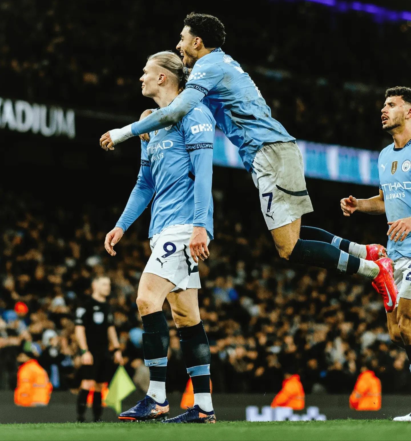 曼城无缘欧冠半决赛,输给利物浦 曼城无缘欧冠半决赛,输给利物浦