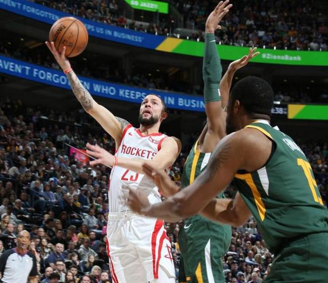 世界排名争夺战之夜，锡安刷新纪录