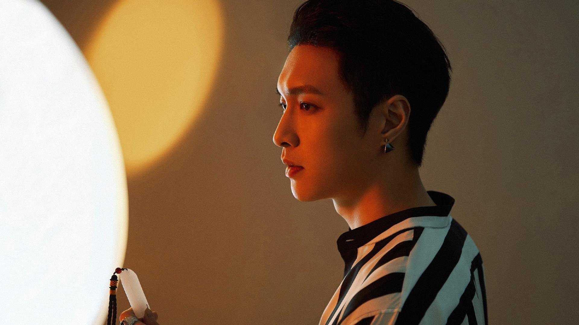 双城记,当深圳的坚韧照亮尼克斯的征途—两种篮球,一种逆袭精神