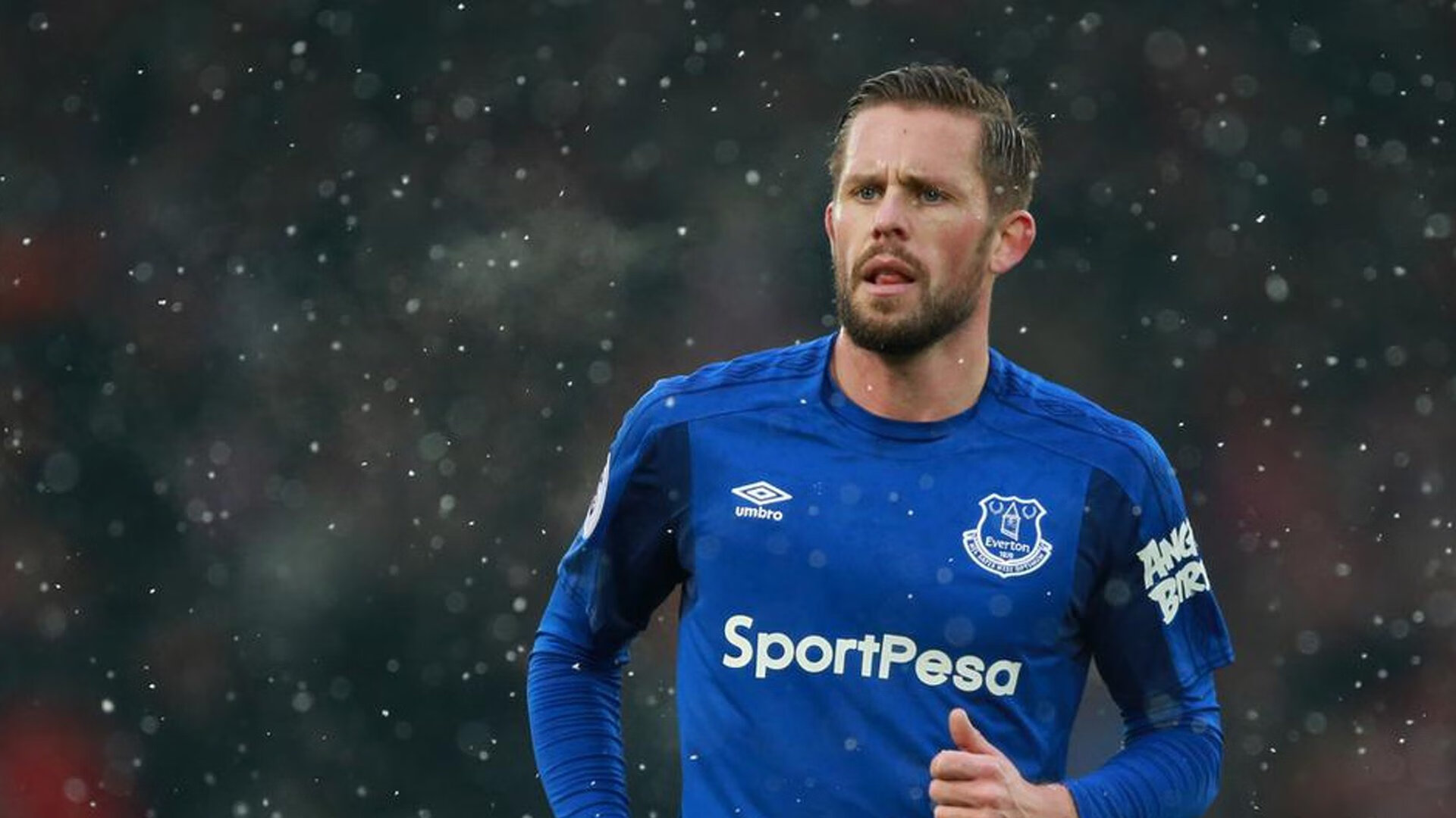 F1街道赛之夜，当胎痕亲吻街砖，克莱成为这条游走的响尾蛇